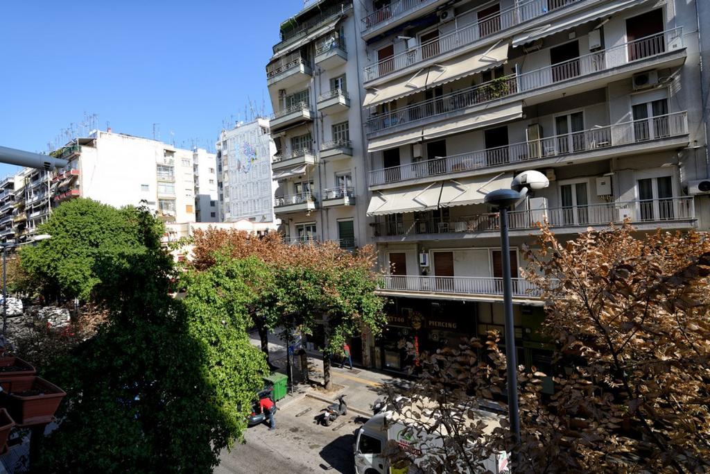 Alpinia N Lotus Apts. Tesalonika Bagian luar foto